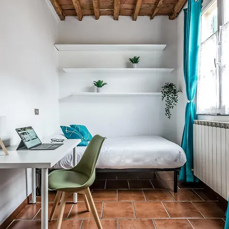 Apartman Hostly-maison L'arancio-large House Near The Tower