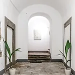 Hostly-maison L'arancio-large House Near The Tower *