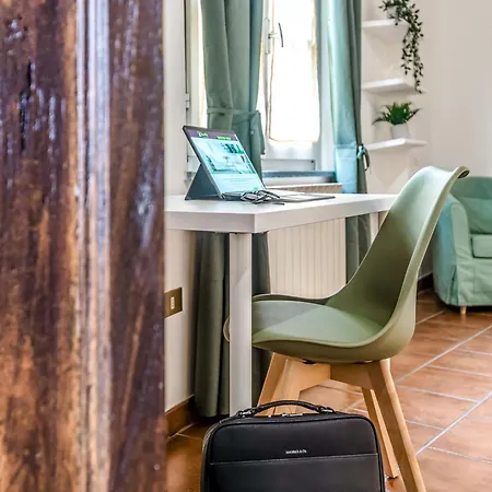 Hostly-maison L'arancio-large House Near The Tower *