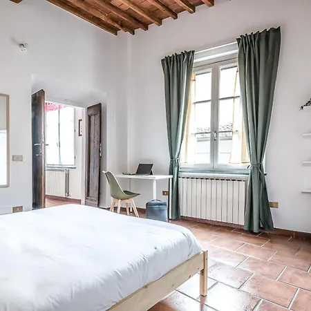 Hostly-maison L'arancio-large House Near The Tower