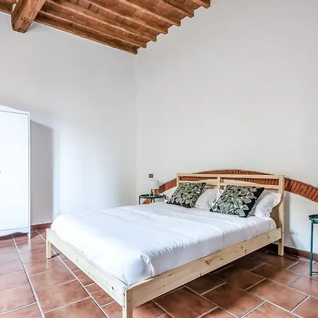 Hostly-maison L'arancio-large House Near The Tower Appartement *