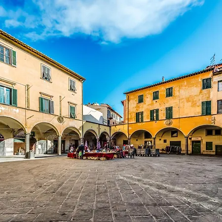 Hostly-maison L'arancio-large House Near The Tower Apartment *