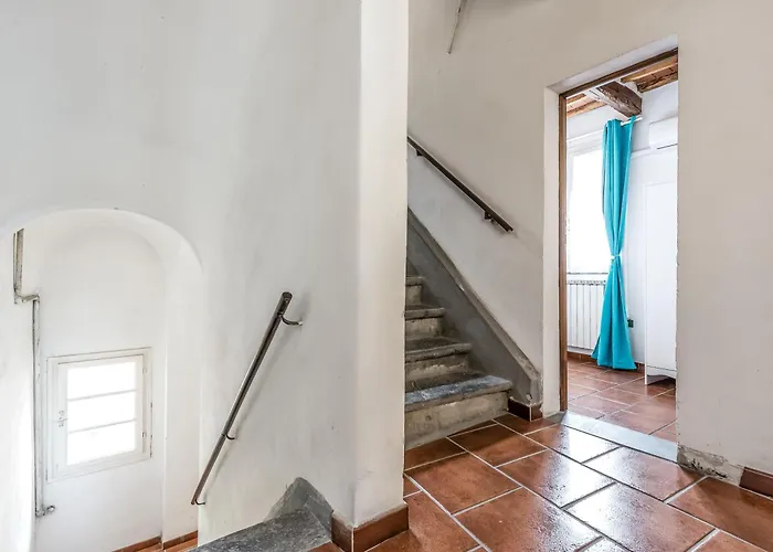 Apartment Hostly-maison L'arancio-large House Near The Tower