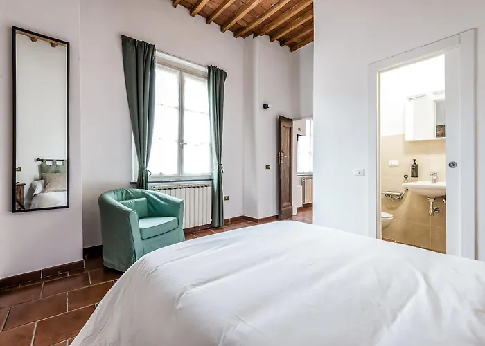 Apartment Hostly-maison L'arancio-large House Near The Tower Pisa