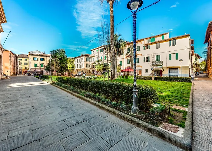 Apartment Hostly-maison L'arancio-large House Near The Tower *